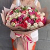 Букет из 51 кустовой пионовидной розы MIX